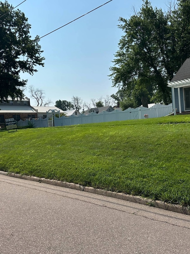 712 W 2nd St, Odebolt, IA 51458 - photo 7