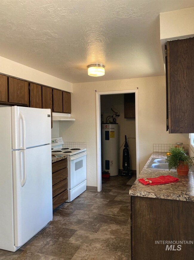612 E Florida Ave, Nampa, ID 83686 - photo 7