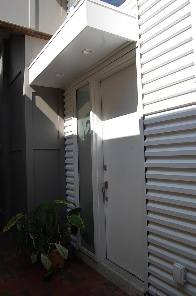 62 E Prescott St, Columbus, OH 43215 - photo 3