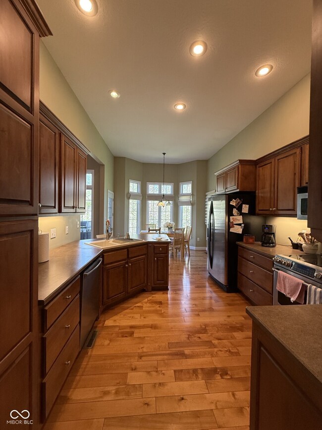 6087 Boulder Ct, Columbus, IN 47201 - photo 6