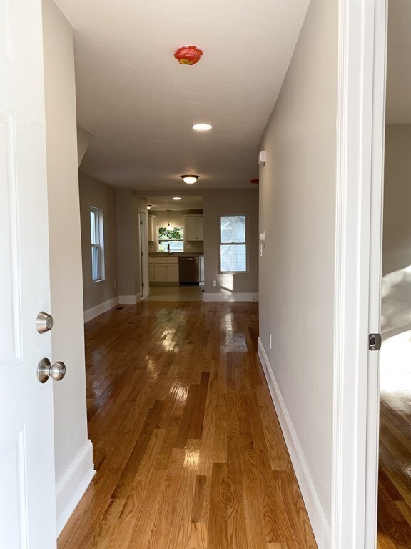 92 South St, Plymouth, MA 02360 - photo 3