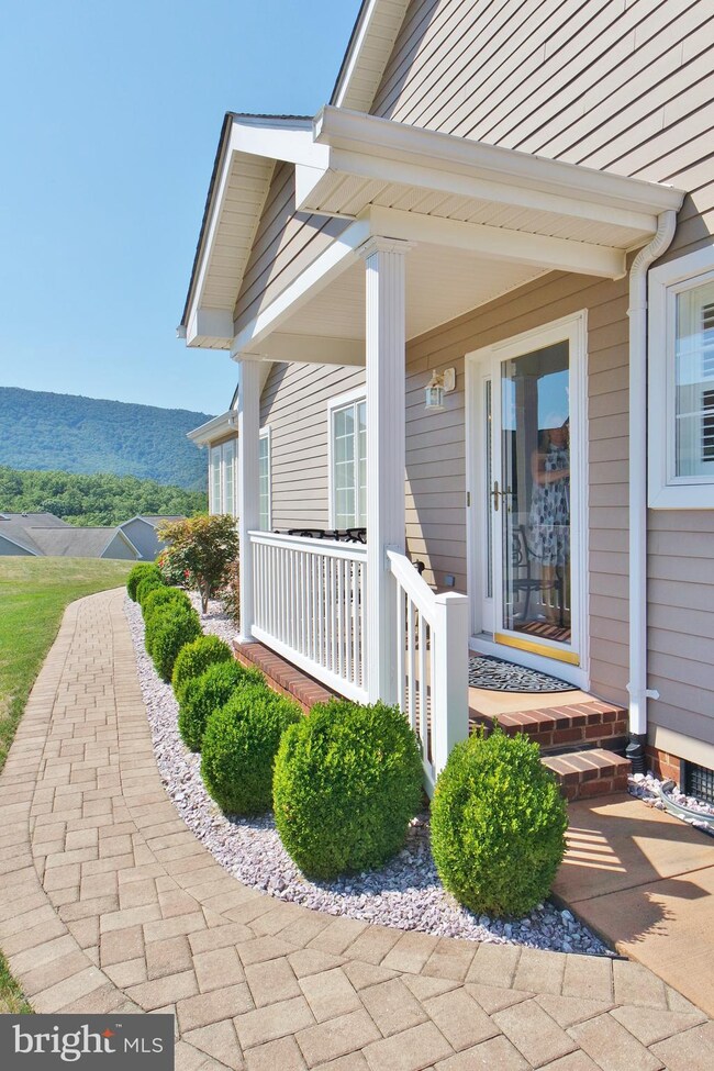 117 Daniel Ct, Strasburg, VA 22657 - photo 4