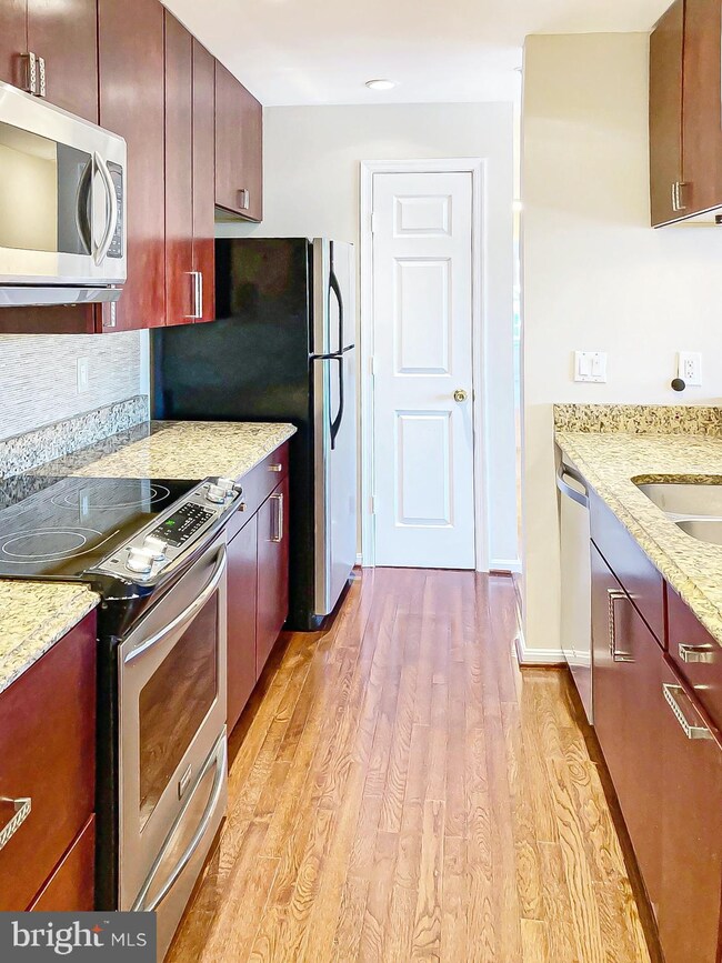 2602 Squaw Valley Ct unit 6-2, Silver Spring, MD 20906 - photo 4