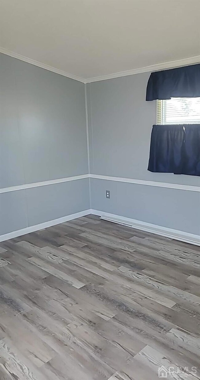 26 Dalbert St unit J4, Carteret, NJ 07008 - photo 2