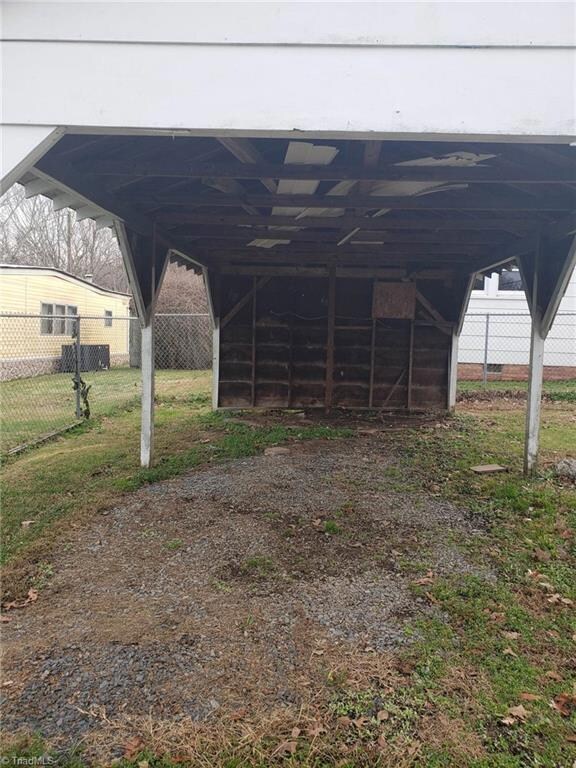 202 Sharon Ave, Asheboro, NC 27203 - photo 6