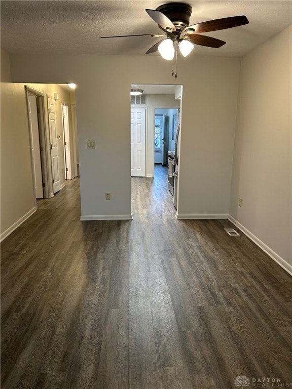 914 Weston Ct, Vandalia, OH 45377 - photo 2