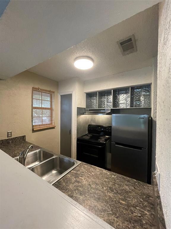 516 S Park Dr unit 201, Austin, TX 78704 - photo 2