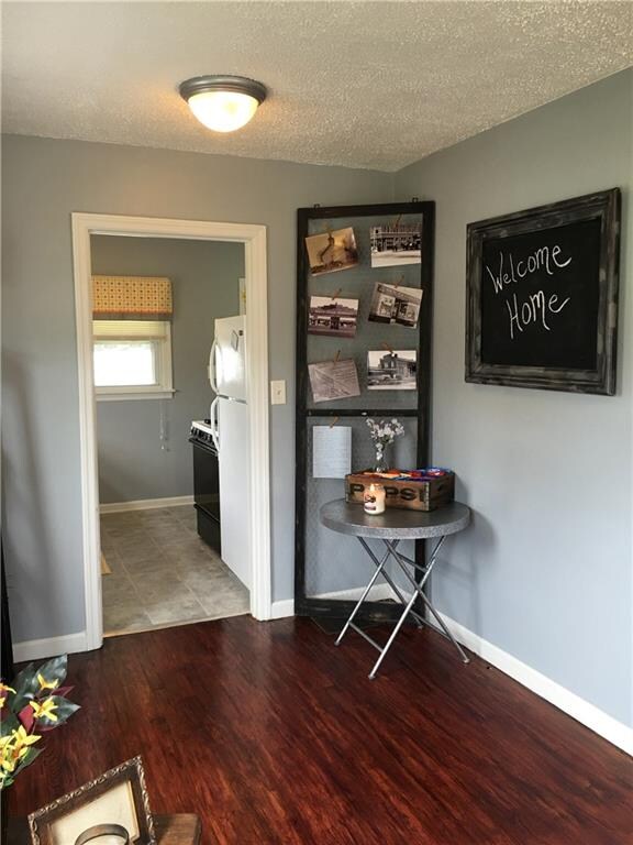 106 N 4th Ave, Beech Grove, IN 46107 - photo 6