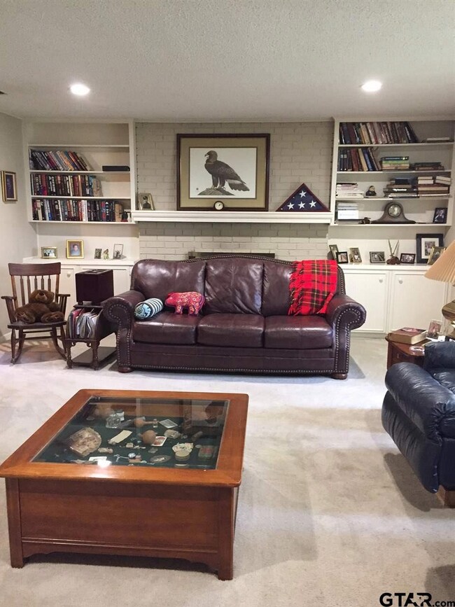 501 501 Oxford Dr, Tyler, TX 75703 - photo 7