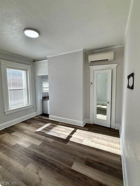 1215 Colonial Ave unit 2, Norfolk, VA 23517 - photo 3