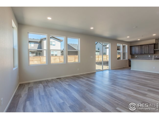 EXAMPLE PHOTO: LIVING ROOM