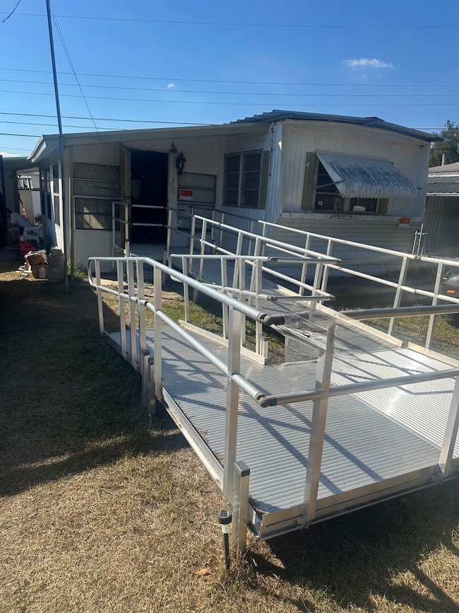 204 Third St, Valrico, FL 33594 - photo 2