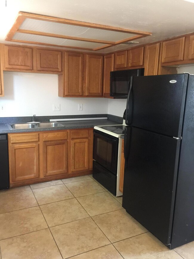 2846 N 46th Ave unit 1, Phoenix, AZ 85035 - photo 3