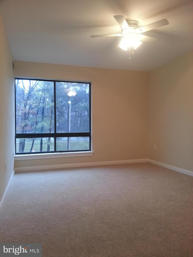 8403 Greenbelt Rd unit 2, Greenbelt, MD 20770 - photo 6