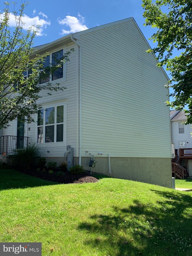 3724 Tall Grass Ct, Randallstown, MD 21133 - photo 5