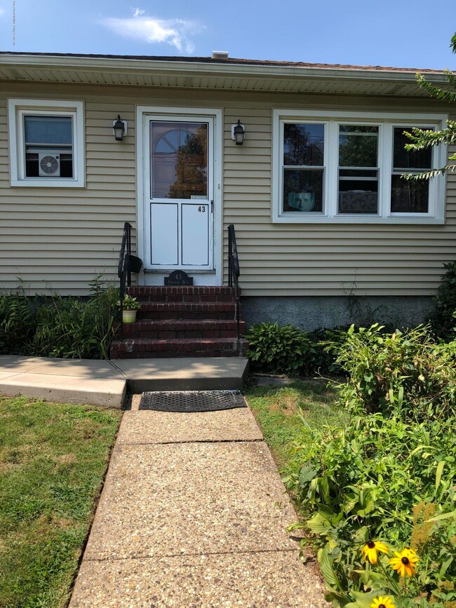 43 Northern Blvd, Staten Island, NY 10301 - photo 2