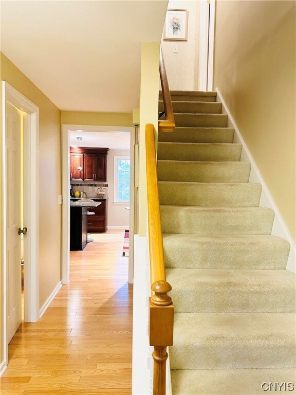 Foyer/Hallway