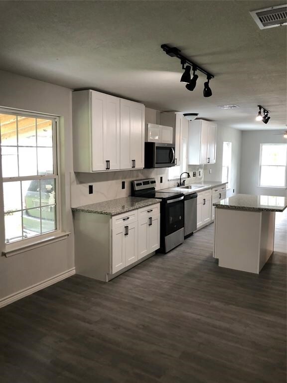 3026 Toliver St, Houston, TX 77093 - photo 6