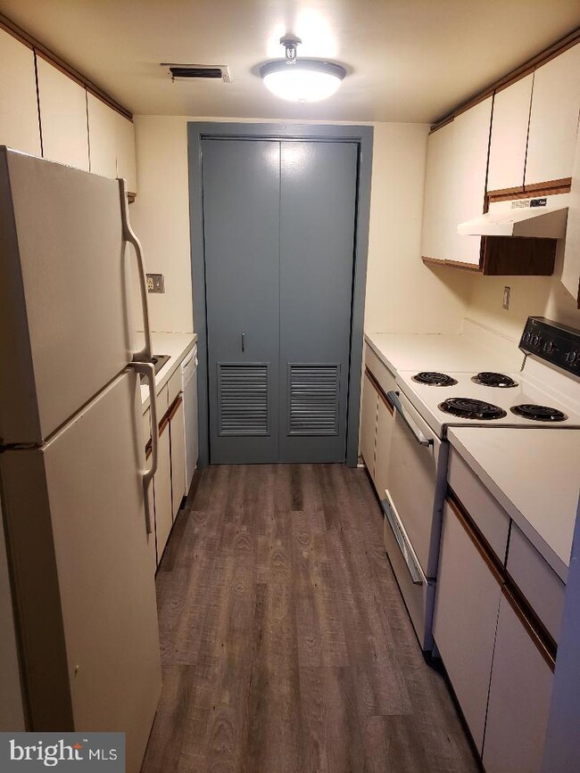 350 Main St unit 101, Red Hill, PA 18076 - photo 3