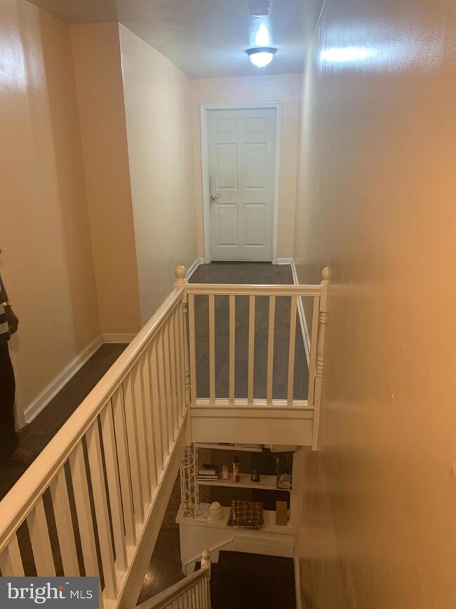 208 Walnut St, Darby, PA 19023 - photo 6