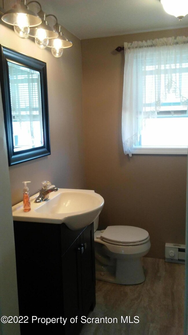 1453 1455 Dartmouth St, Scranton, PA 18504 - photo 6