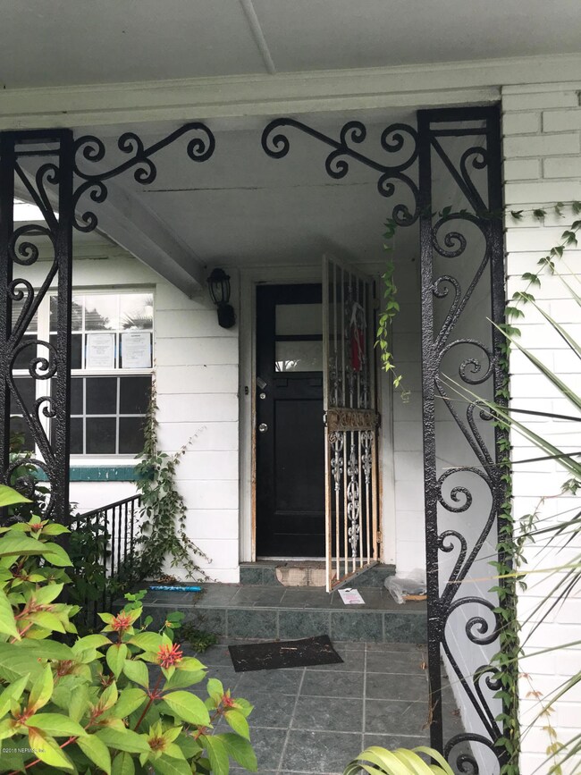 6035 Cedar Hills Blvd, Jacksonville, FL 32210 - photo 2