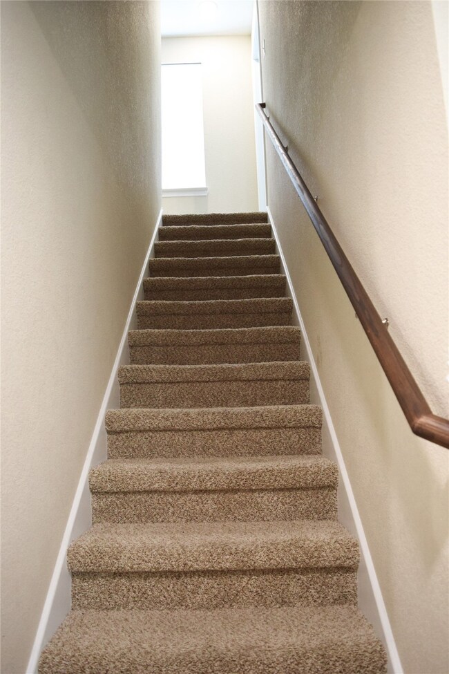 7835 Sealey St, Houston, TX 77088 - photo 6