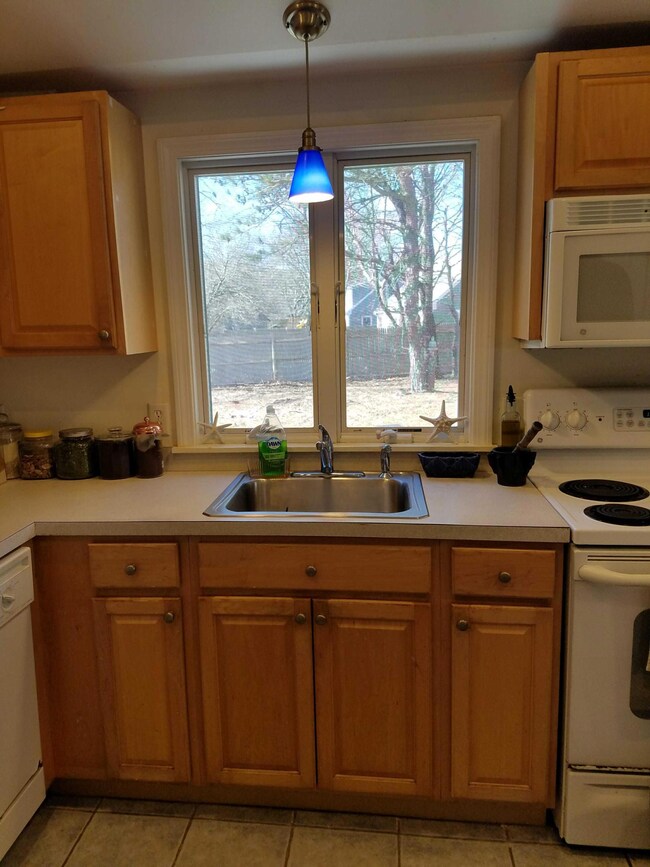 9 Amelia Way, South Yarmouth, MA 02664 - photo 5