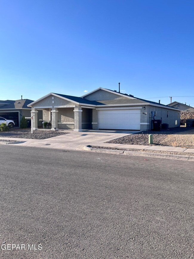 14313 Sabio Dr, El Paso, TX 79928 - photo 2