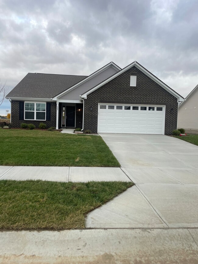 622 Tuscany Trail, Lapel, IN 46051 - photo 2