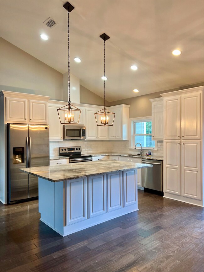 119 Savannah Forest Cir, Crawfordville, FL 32327 - photo 2