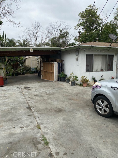 2123 E 126th St, Compton, CA 90222 - photo 4