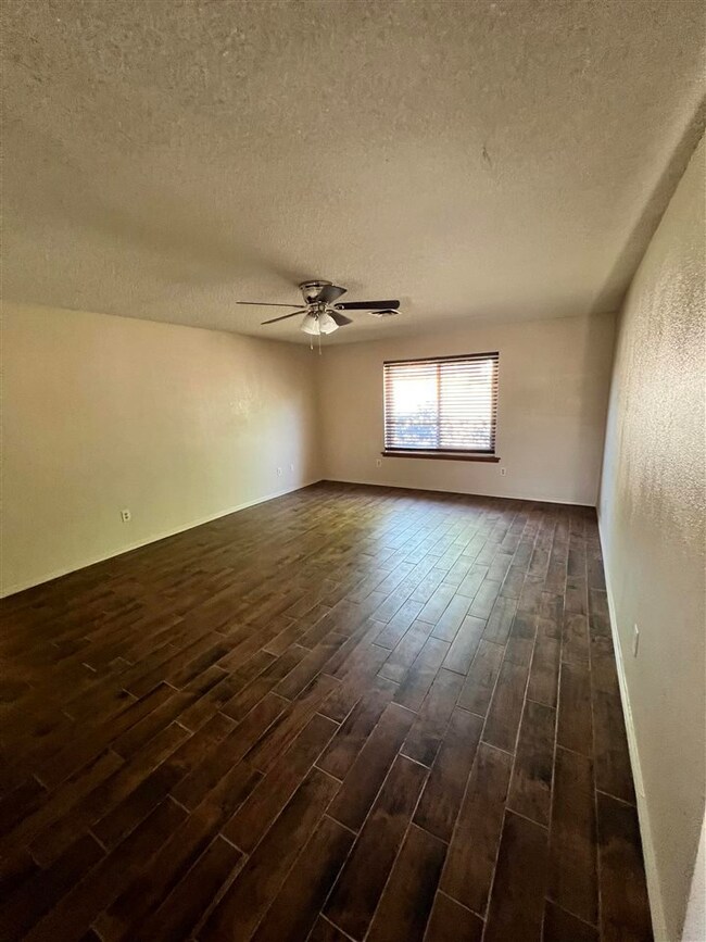 4460 W 14th Place, Yuma, AZ 85364 - photo 7