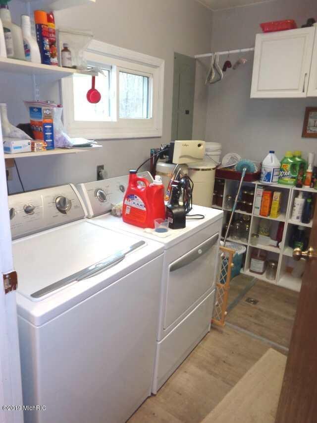 5605 W Us Highway 12, Buchanan, MI 49107 - photo 7