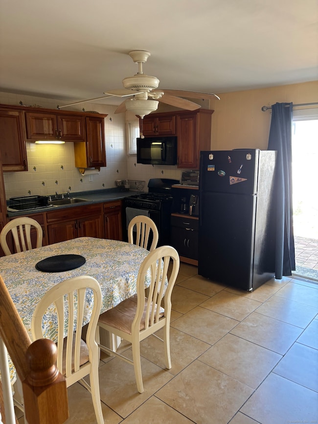 60 Gilmore St, Bridgeport, CT 06608 - photo 4