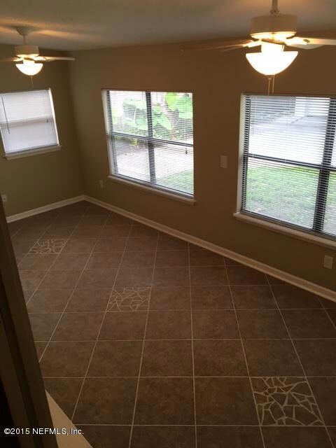 4823 Riverdale Rd, Jacksonville, FL 32210 - photo 5