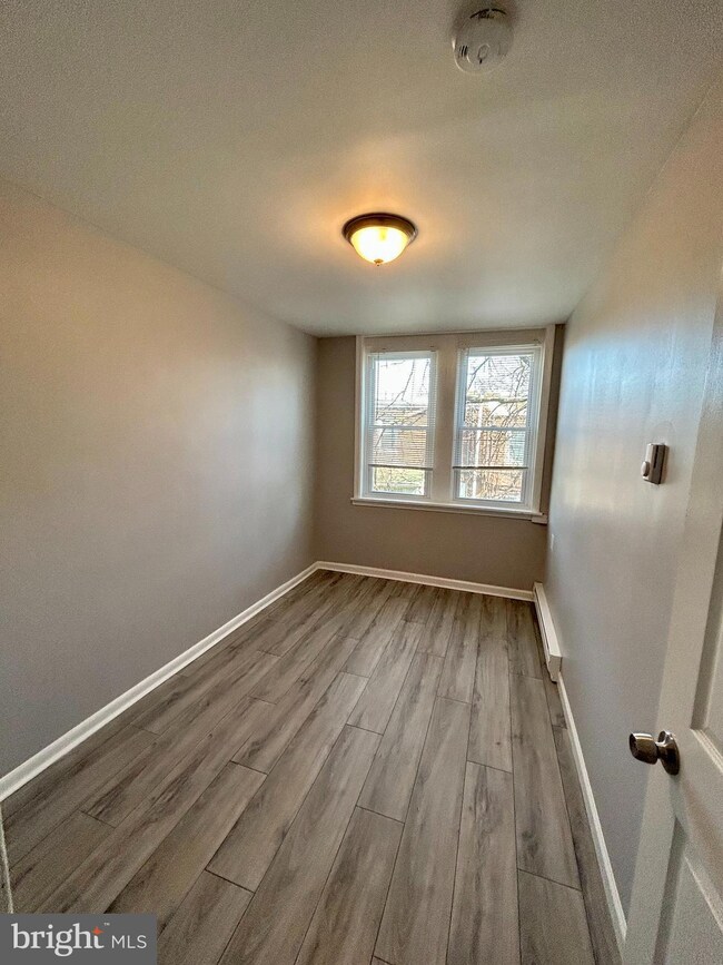 423 Main St unit D, Darby, PA 19023 - photo 6