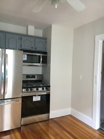 79 Hewlett St unit 2, Roslindale, MA 02131 - photo 4