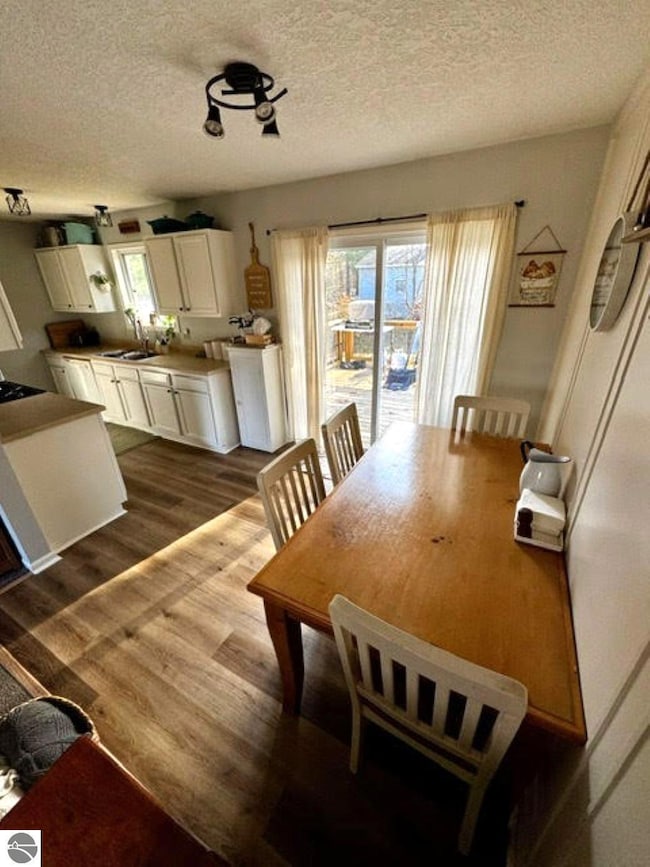 9383 1st St, Interlochen, MI 49643 - photo 4