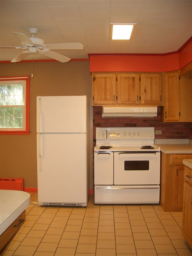 9 Southern Blvd, Rutland, VT 05701 - photo 4