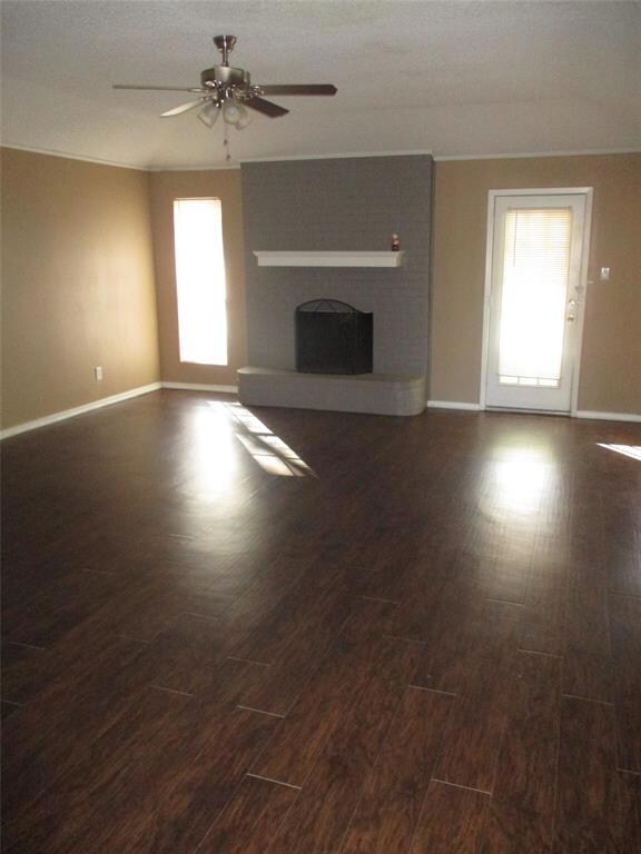 705 Regency Dr, Hurst, TX 76054 - photo 3