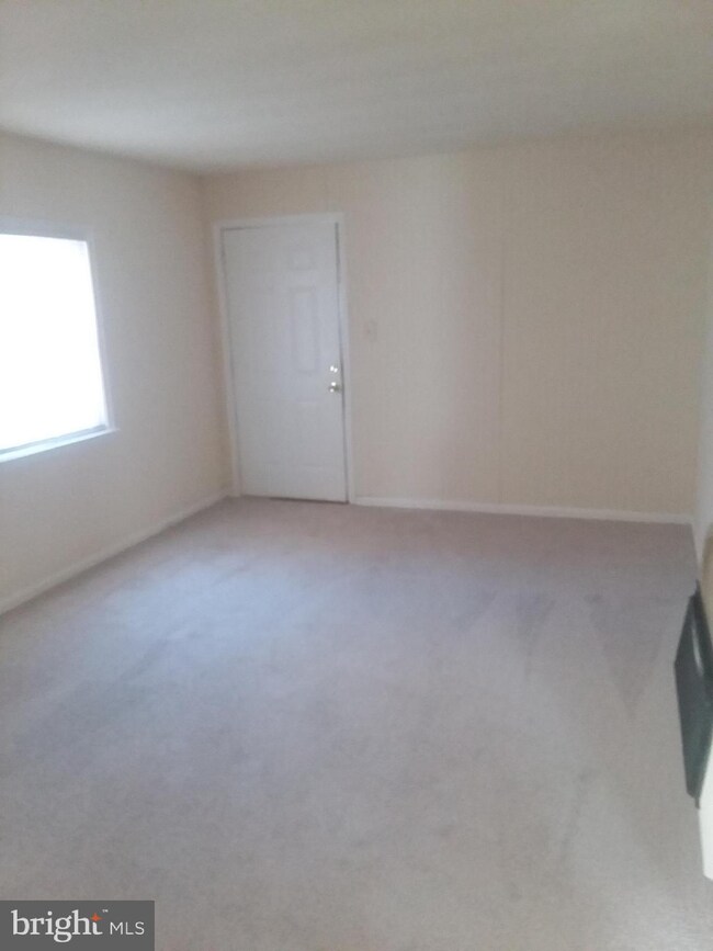 286 4th Ave unit 202, Quantico, VA 22134 - photo 3