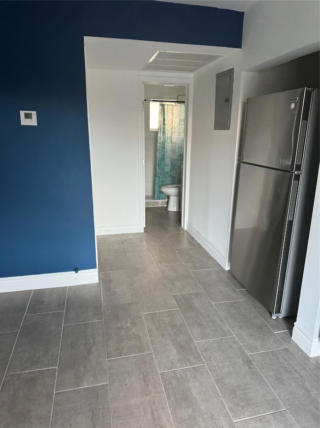 2201 Greene St unit 7, Hollywood, FL 33020 - photo 2