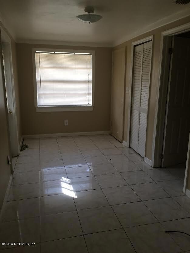 303 Century St, Jacksonville, FL 32211 - photo 6