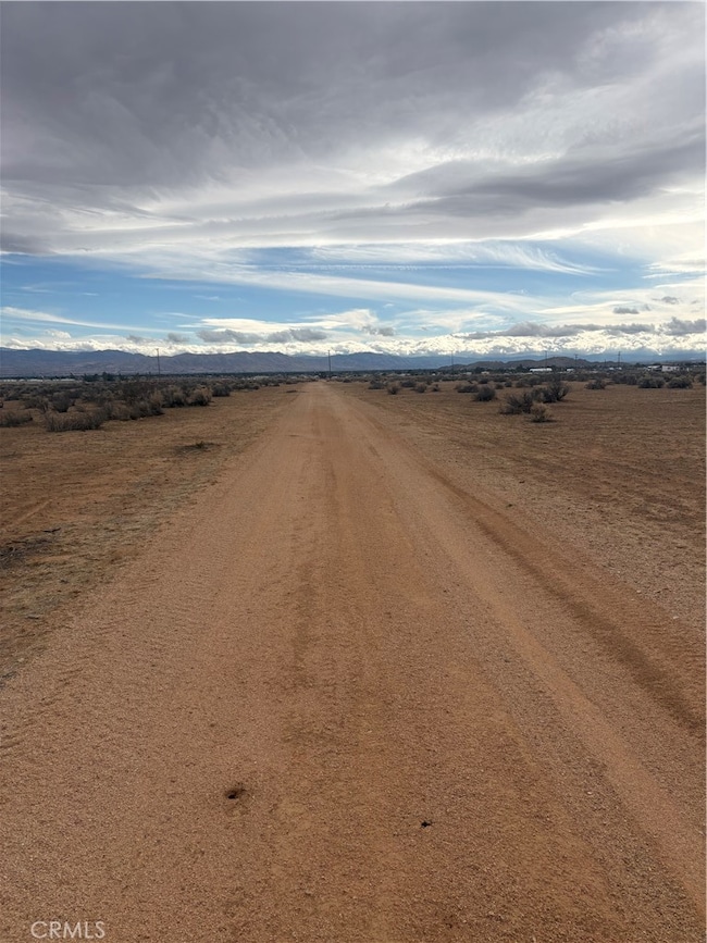 0 Comanche Rd unit HD25261636, Apple Valley, CA 92307 - photo 4