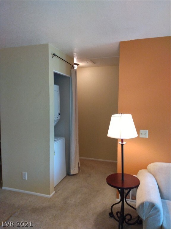 2004 Mesquite Ln unit 302, Laughlin, NV 89029 - photo 4