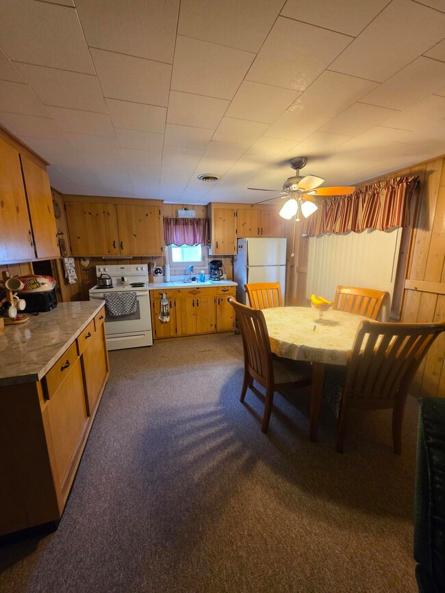 1702 Otsego Rd, Saint Helen, MI 48656 - photo 4