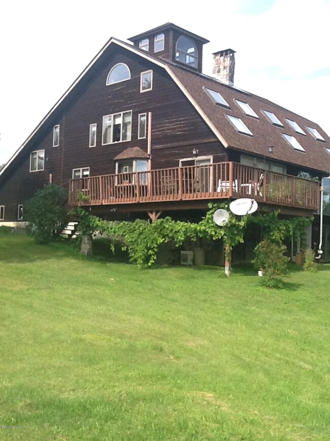 585 Shaw Rd