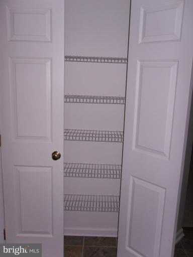 1719 Vonnies View Ct unit 127, Woodbridge, VA 22192 - photo 4