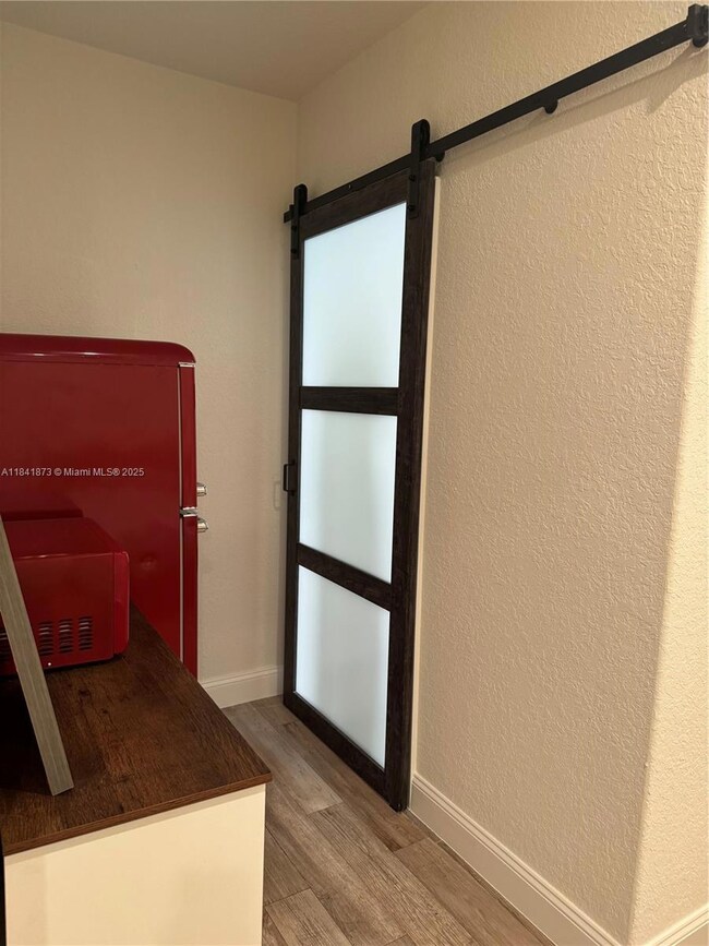 15603 SW 178th St, Miami, FL 33187 - photo 5